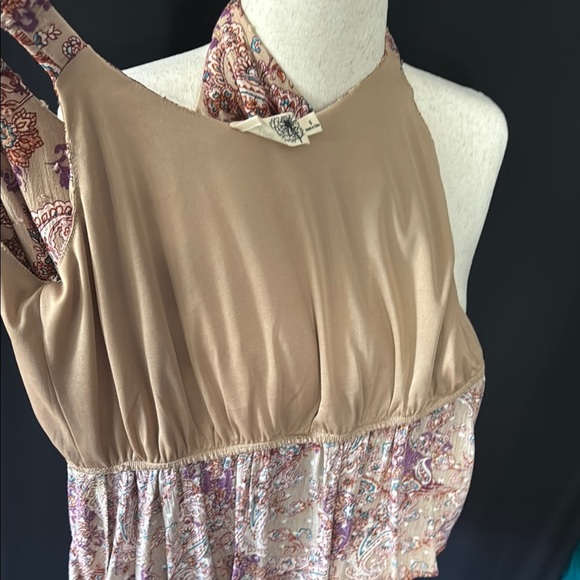 Everleigh Paisley Print Sleeveless Top with cinched waist; S - Picture 7 of 8